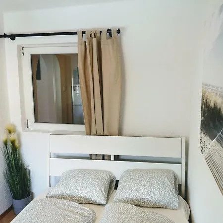 Sankt-nikolaus Old Town Apartment *